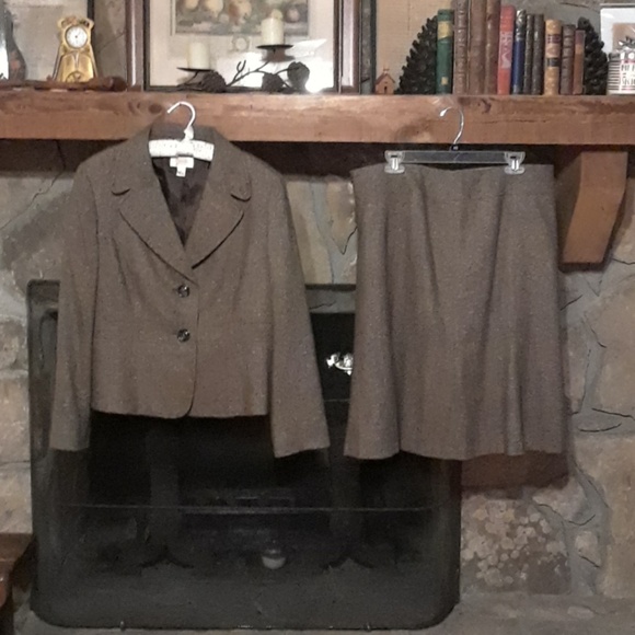 Talbots Dresses & Skirts - SALE!! Talbots Petites Skirt Suit